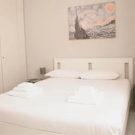 Bnbutler - Farini - Beautiful One Bedroom - Апартаменты *