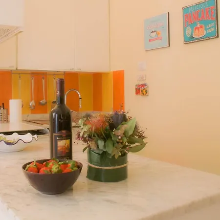 Bnbutler - Farini - Beautiful One Bedroom - דירה