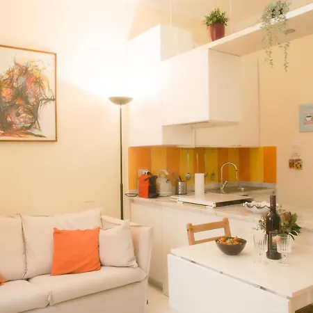 Bnbutler - Farini - Beautiful One Bedroom - ミラノ
